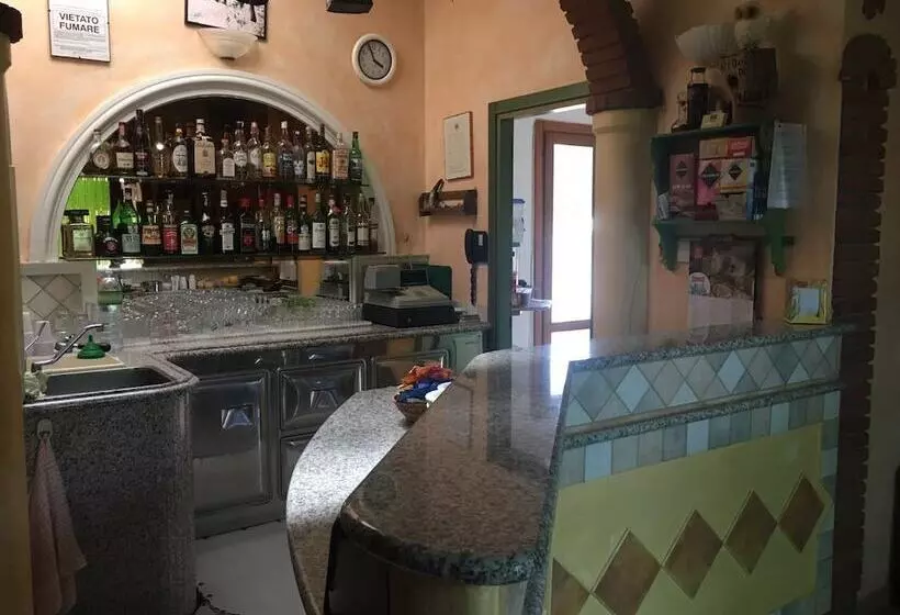 ホテル Sant Efisio