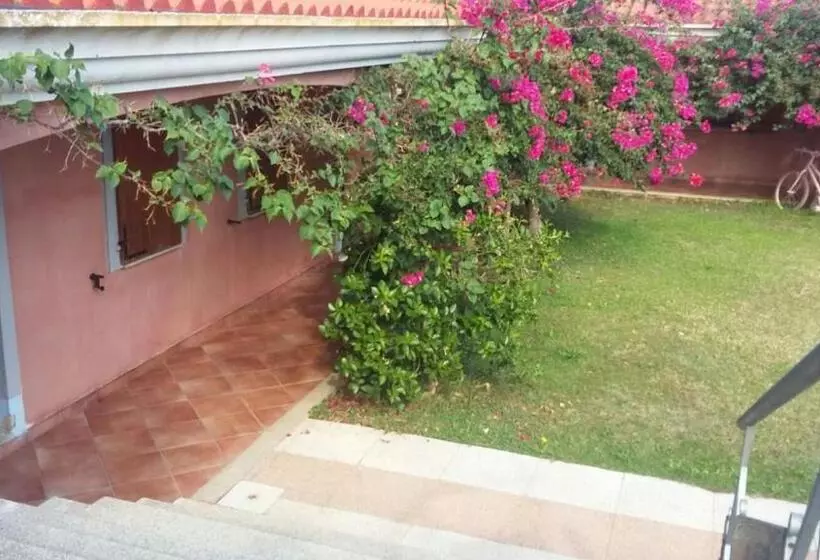 ホテル Sant Efisio