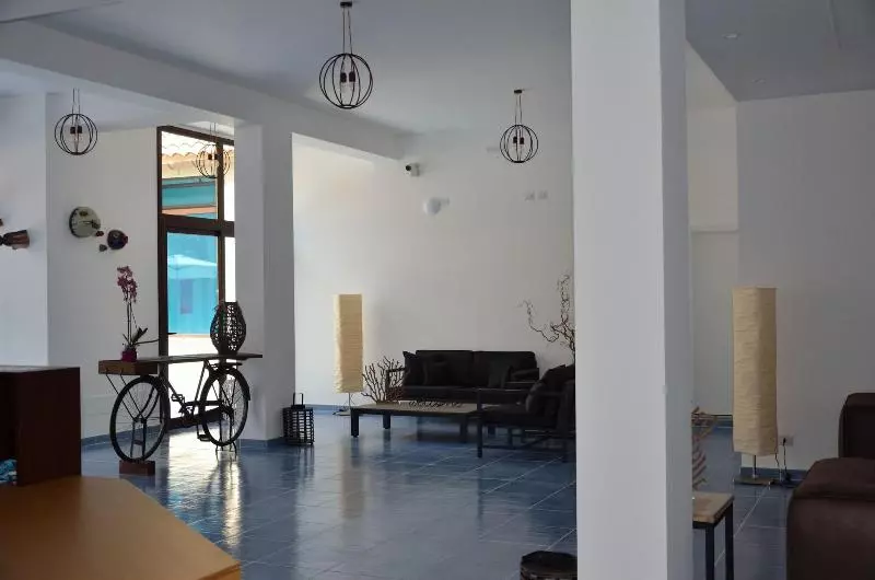 簡易ホテル N Amuri Residence