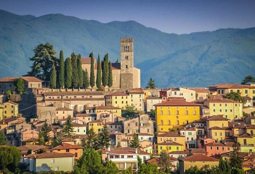 فندق ريفى Agriturismo Chioi