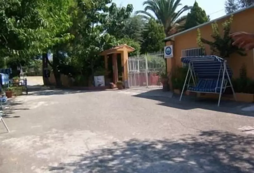 Maaseutuhotelli La Pietra Bianca