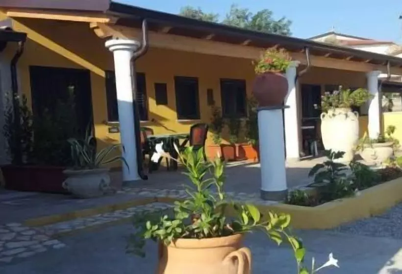 Maaseutuhotelli La Pietra Bianca