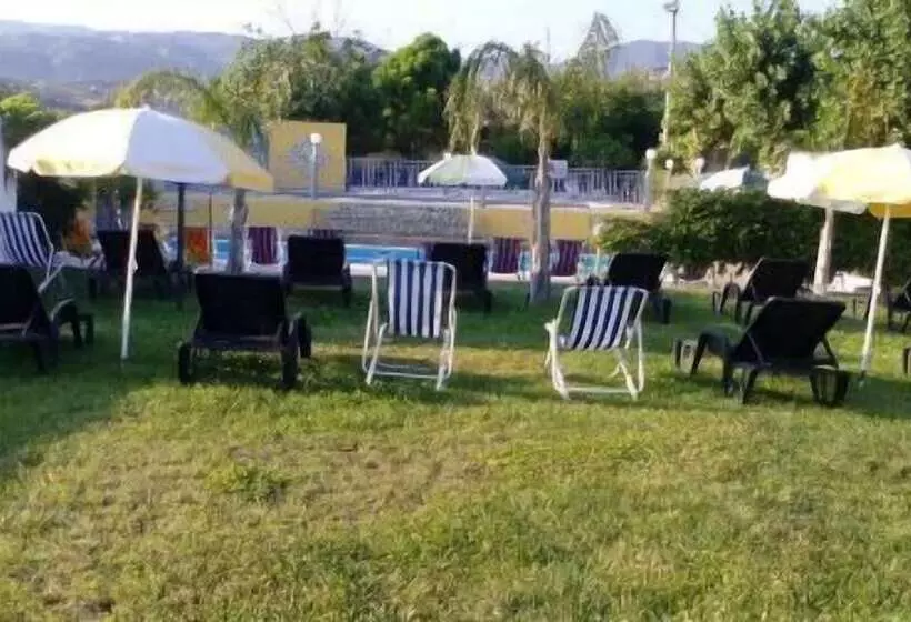 Maaseutuhotelli La Pietra Bianca