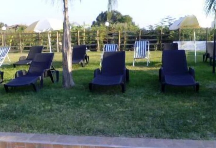 Сельский отель La Pietra Bianca