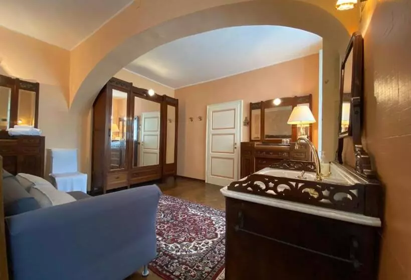 Aamiaismajoitus (B&B) Palazzo Ronchelli