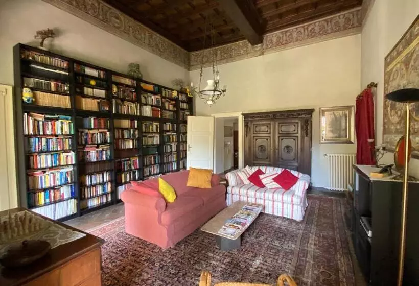 Aamiaismajoitus (B&B) Palazzo Ronchelli