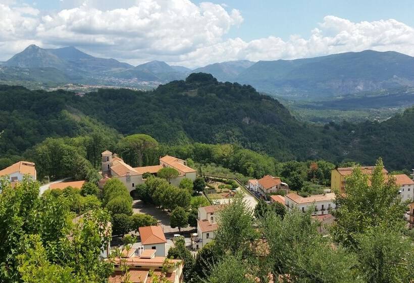 فندق Albergo Il Chiostro