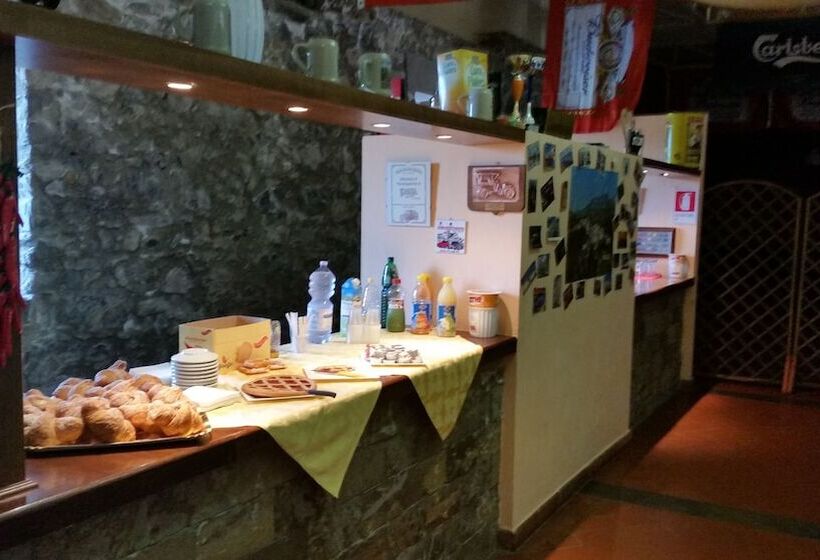 فندق Albergo Il Chiostro