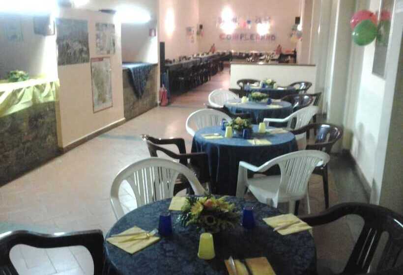 فندق Albergo Il Chiostro