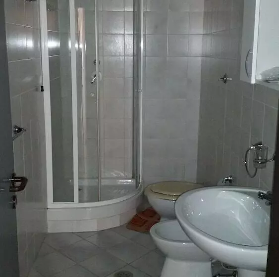 Hotelli Albergo Il Chiostro