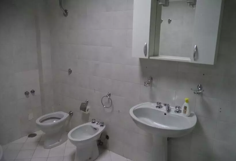 Hotelli Albergo Il Chiostro