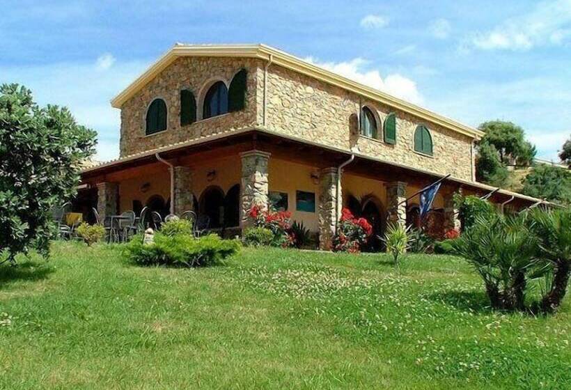 בית מלון כפרי Janas