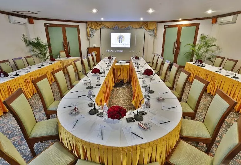 Amazing Bagan Resort