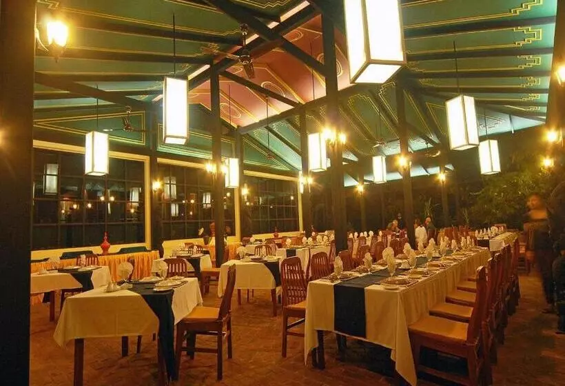 Amazing Bagan Resort