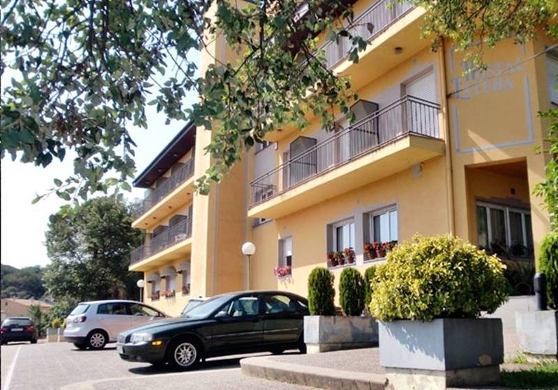 مسافرخانه Esteba