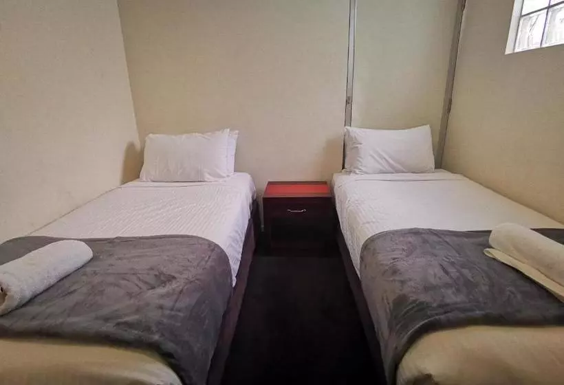 בית מלון כפרי Adara Franklin