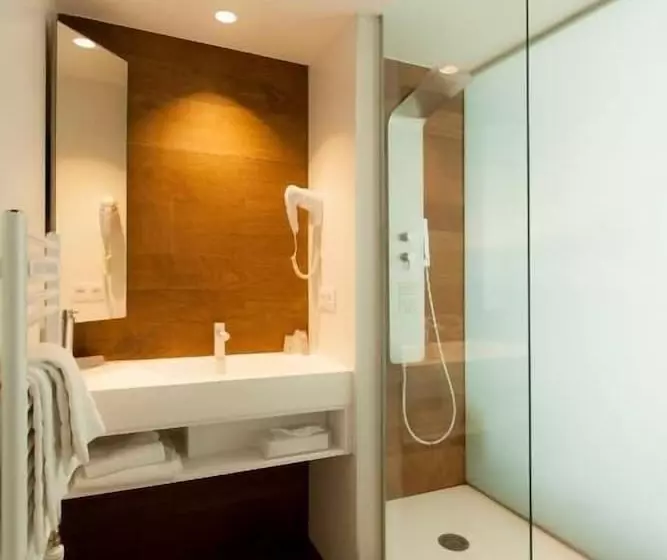 בית מלון כפרי Alysson Hôtel