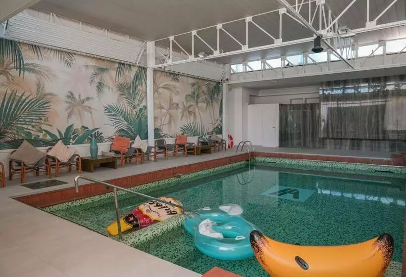 Отель Ambrosiano