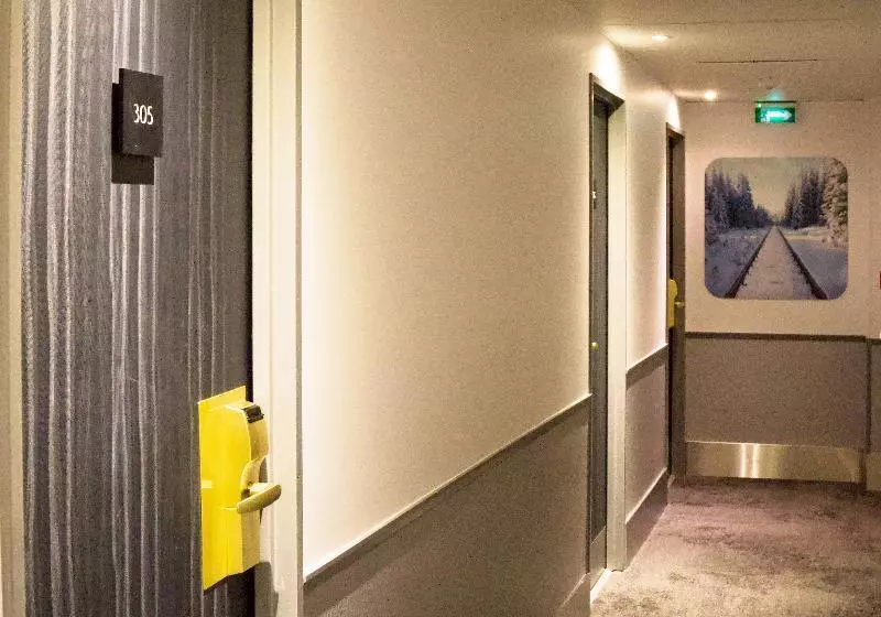 ホテル Appia La Fayette