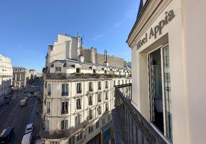 هتل Appia La Fayette