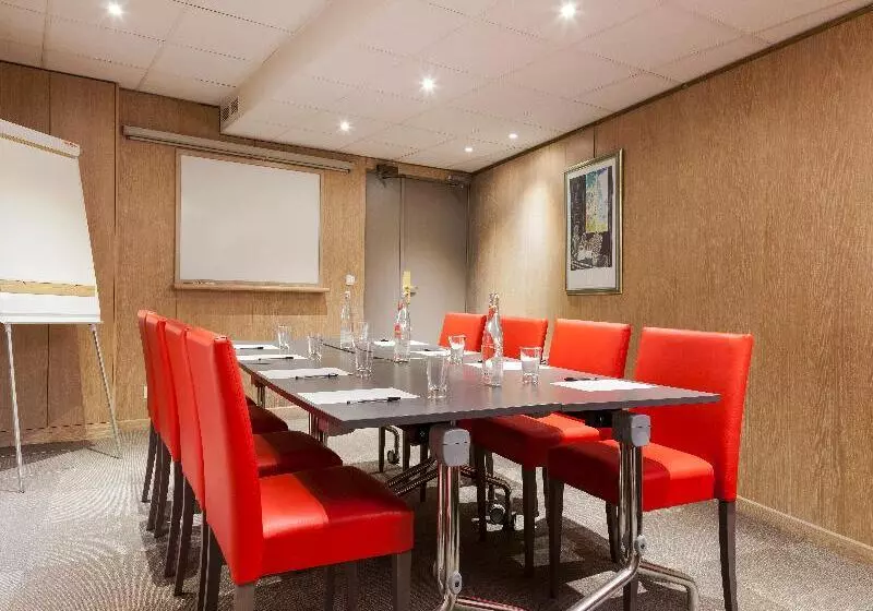 ホテル Appia La Fayette