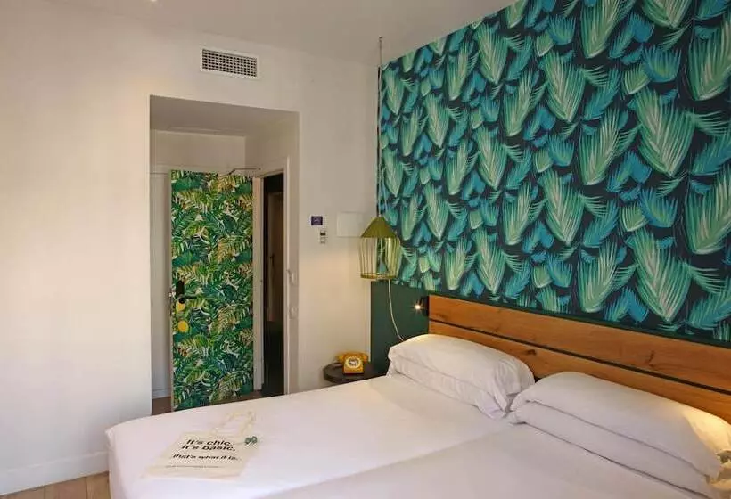 Отель Chic & Basic Lemon Boutique