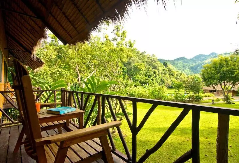 Hotel Hmong Hilltribe Lodge