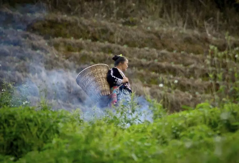 Hotel Hmong Hilltribe Lodge