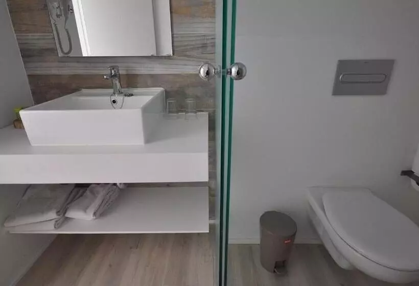 Otel Houm Nets  Adults Only