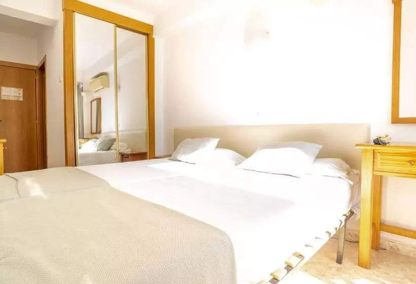 Otel Houm Nets  Adults Only