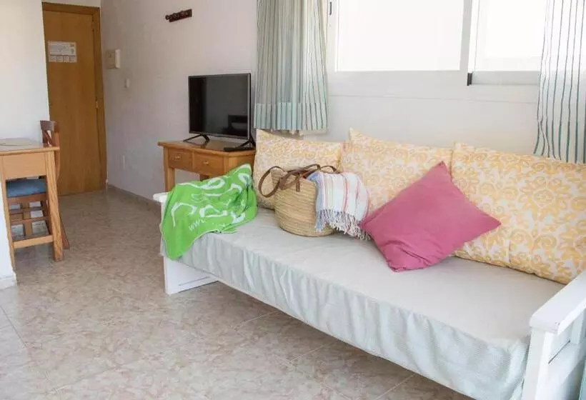 Otel Houm Nets  Adults Only