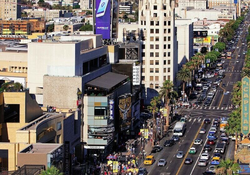 בית מלון כפרי Loews Hollywood