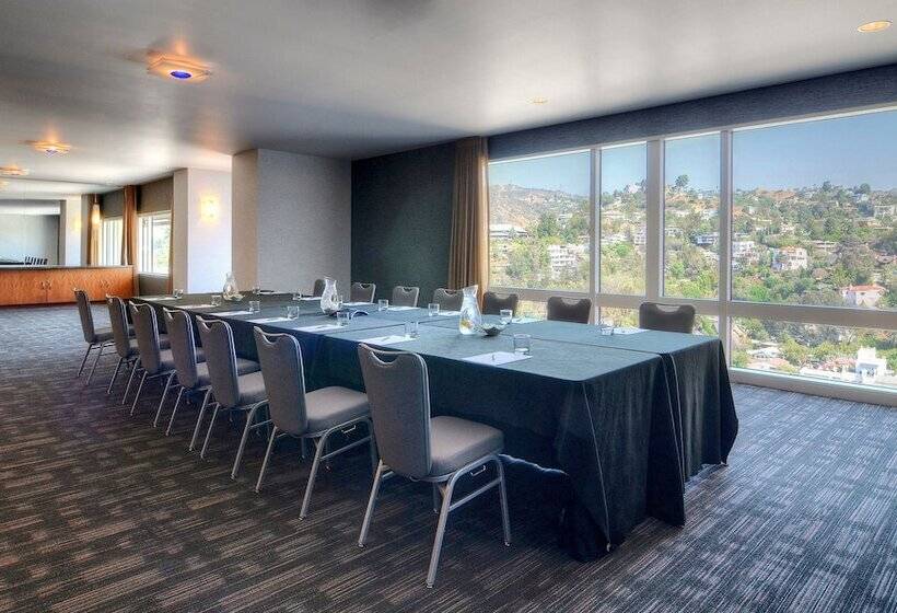 בית מלון כפרי Loews Hollywood