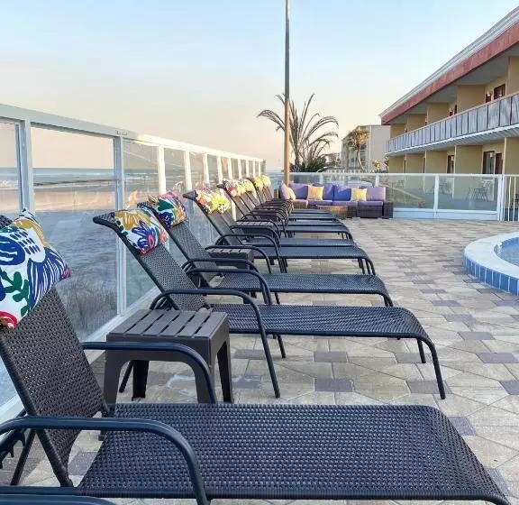 בית מלון כפרי Sandals Inn