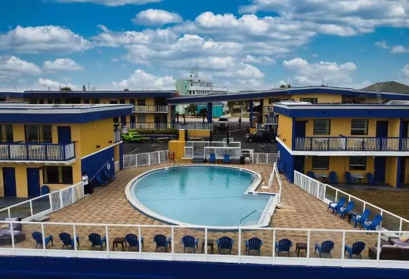 בית מלון כפרי Sandals Inn