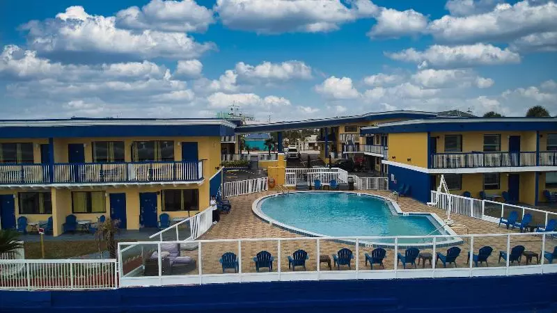 בית מלון כפרי Sandals Inn