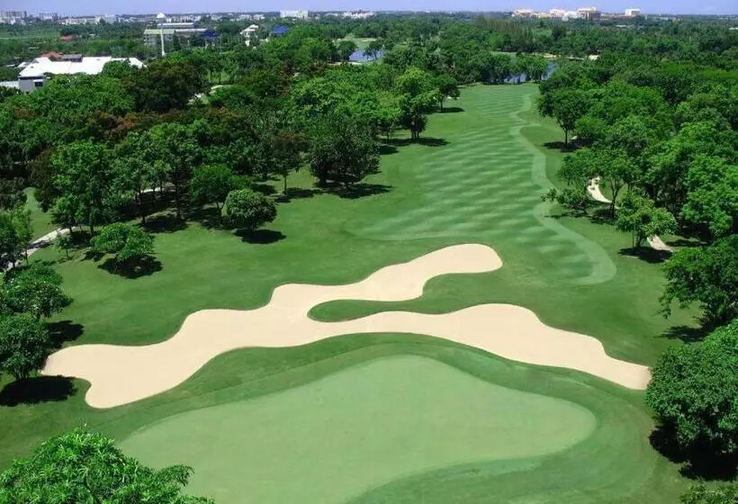 酒店 The Royal Gems Golf Resort