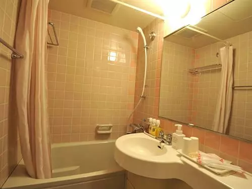 Отель Wing International Shinosaka