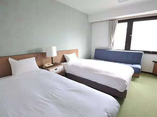 Отель Wing International Shinosaka