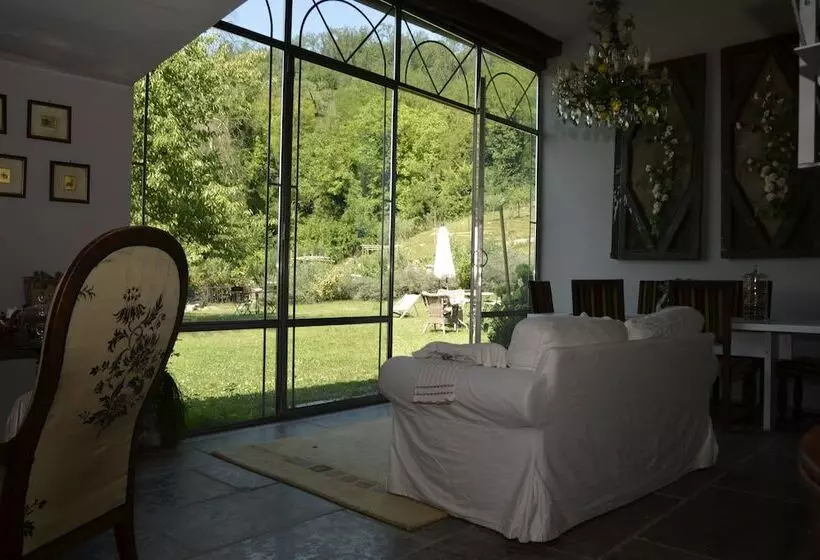 ベッドアンドブレックファースト L Orto Fortunato Di Luvara