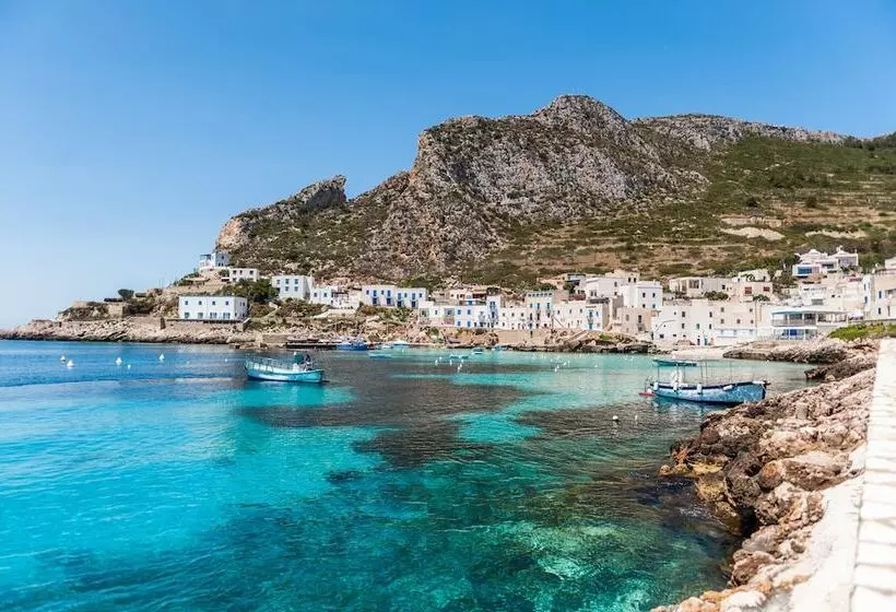 ペンション Cala Dogana Guest House