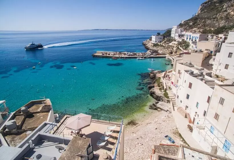 ペンション Cala Dogana Guest House