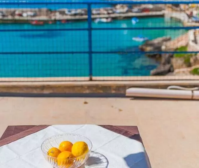 ペンション Cala Dogana Guest House