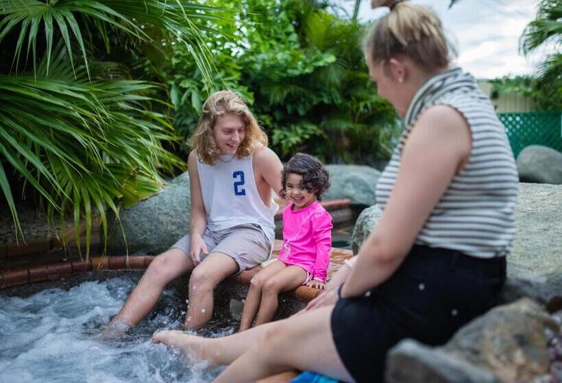 Glenmore Palms Motel