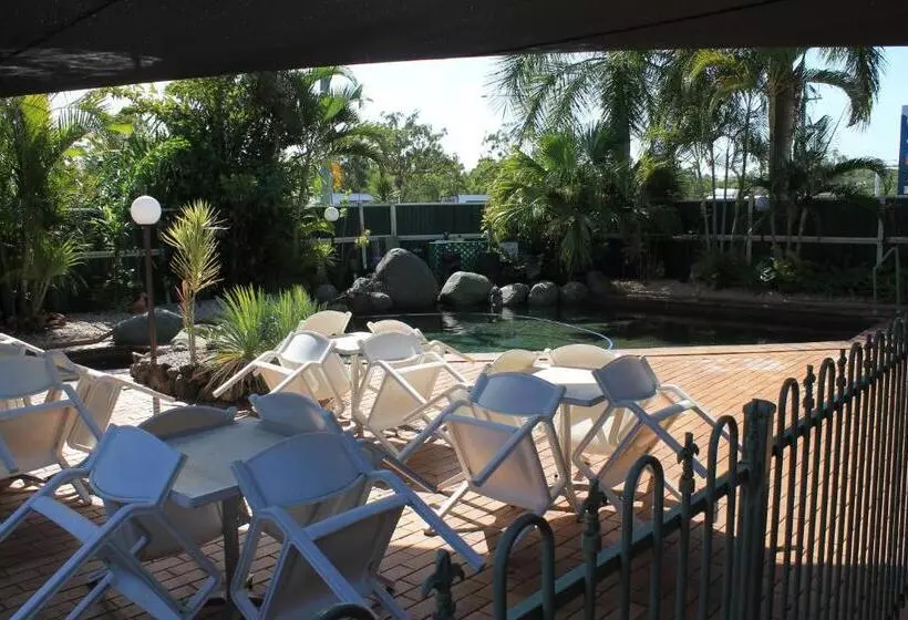 Glenmore Palms Motel