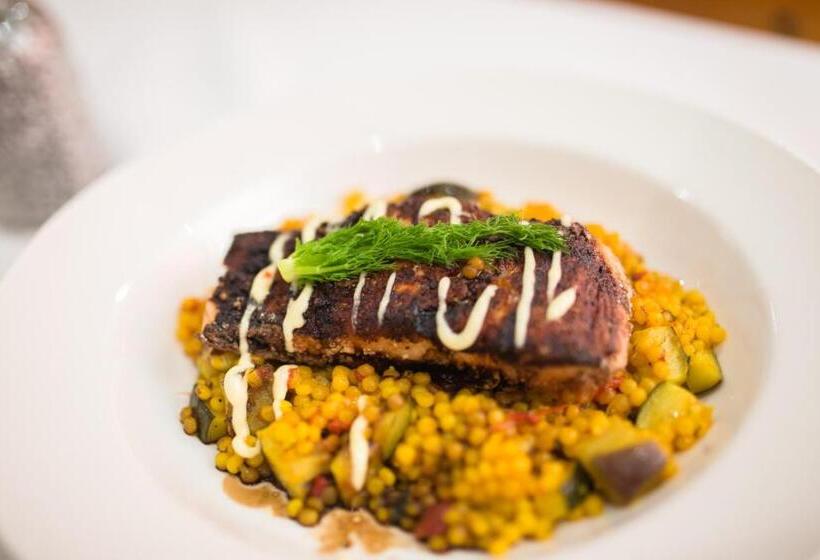 Glenmore Palms Motel