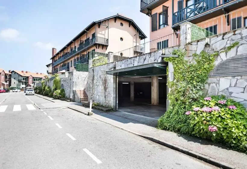 Abba Comillas Apartments