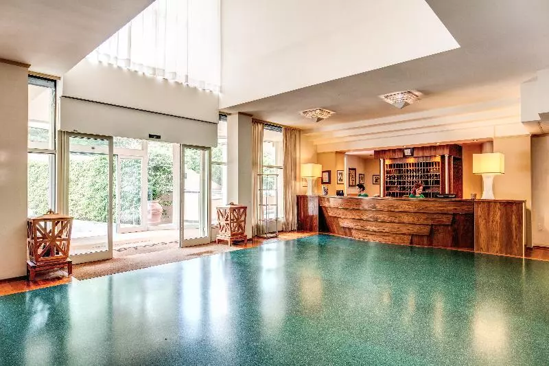 ホテル Demidoff Country Resort