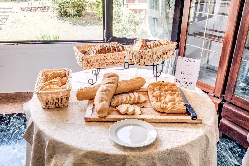 ホテル Demidoff Country Resort