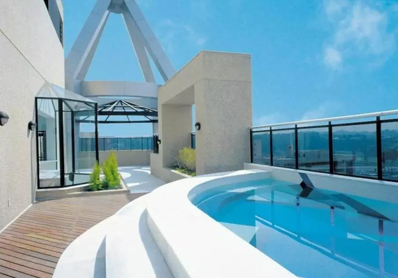 ホテル Estanplaza International